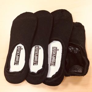 Stomper Joe’s Bamboo no-show socks for women